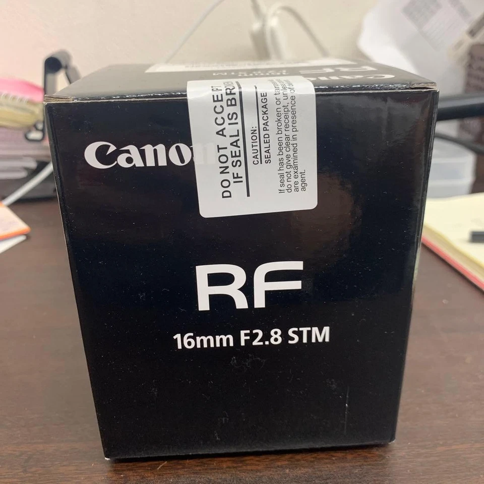 Canon RF 16mm F2 8 STM Wide Angle Lens for Canon EOS R Series Compact - Image 1 of 3