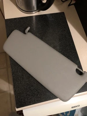 Vauxhall Meriva Drivers Sun Visor - Image 1 of 4