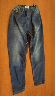 pantalón vaquero marca mayoral talla 5 años - Imagen 1 de 3