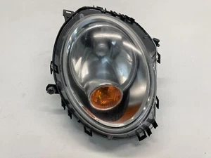 Mini Cooper Right Headlight Halogen Yellow Indicator 63122751870 07-15 R5x 445 - Picture 1 of 10