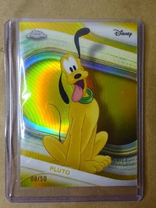 2025 Topps Disney Chrome Pluto Card #/50 Oro - Foto 1 di 3
