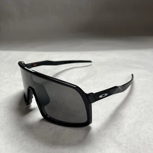 Oakley Sutro Shield Sonnenbrille OO9406-0137 polierte schwarze Prizm-Gläser aktiv - Bild 1 von 17
