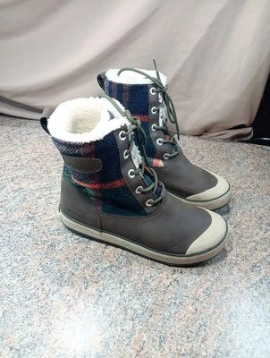 Keen Elsa Mid Sherpa Lined Plaid Boots Size 8.5 W Waterproof Good Condition - Image 1 of 4