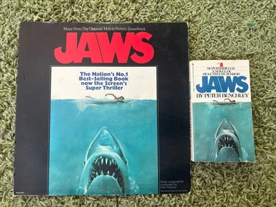 JAWS Original Movie Soundtrack 1975 Vinyl LP Good Condition w Paperback 3rd Prnt - Image 1 of 4