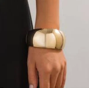 ART GALLERY ZEN Wide Gold Plated Cuff Bracelet Modern Statement Jewelry - Picture 1 of 9