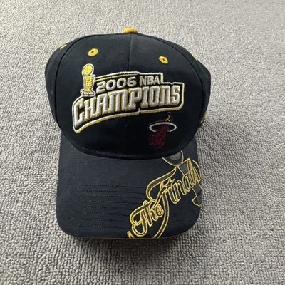 De colección Reebox 2006 Finales NBA Gorra Ajustable Gorra Informal Para Hombre Foto 1 de 4