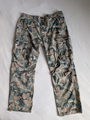 Pantalones cargo Levi's Ace para hombre 36x30 camuflados verdes militares sarga grunge años 90 Y2K Foto 1 de 4