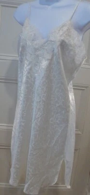Lord & Taylor слоновой кости дамасский кружева регулируемые ремни ночная рубашка Sz S - Изображение 1 из 4