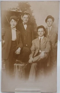 1909 - FOUR YOUNG MEN - Real PHOTO - posted POST CARD - listing #6427 - Picture 1 of 10