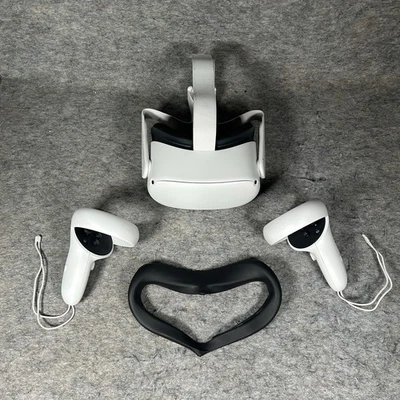 Auriculares Meta Oculus Quest 2 128 GB VR con controladores probados Foto 1 de 4