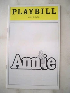 ANNIE Playbill ANDREA McARDLE / DOROTHY LOUDON / REID SHELTON Opening NYC 1977 - Picture 1 of 2