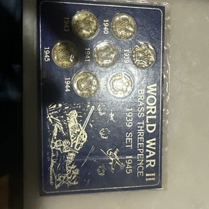 1939-1945 Ww2 Great Britain 3 Pence Coin Set - Picture 1 of 1