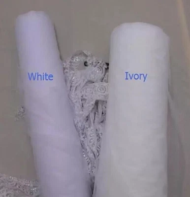 Vestido de novia de lujo línea A con hombros descubiertos manga larga apliques de encaje Foto 1 de 4