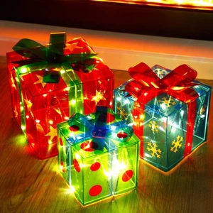 Set of 3 Lighted Gift Boxes Christmas Decorations, Snowflake Star Light Up Pr... - Foto 1 di 6