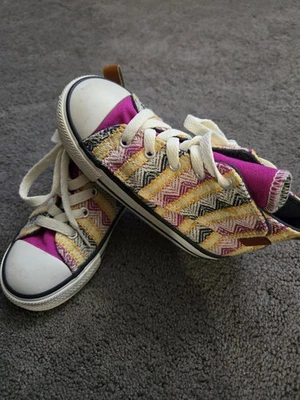 Zapatos Converse para niños pequeños niñas talla 9 multicolor roscados de caña alta Foto 1 de 4
