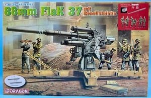 Dragon 1/35 6523 88mm FlaK 37 mit Behelfslafeta W/ 6 figures Brand New Kit - Picture 1 of 4