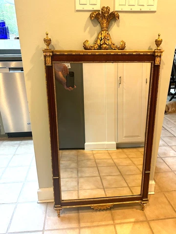 18th Century Style Regency Gold Gilt Wall Mirror floral Wreathed Pendant  Art Cover