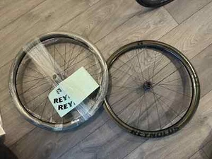 Reynolds AR41 Carbon Tubeless Disc Wheelset - Picture 1 of 2