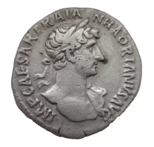 Hadrien. AD 117-138. Denier AR. 3,05g/19mm 1890k - Photo 1/3