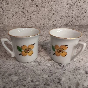 Vintage Pair Set Italian Demitasse Espresso Handle Cups 24k Gold Hibiscus Flower - Picture 1 of 5