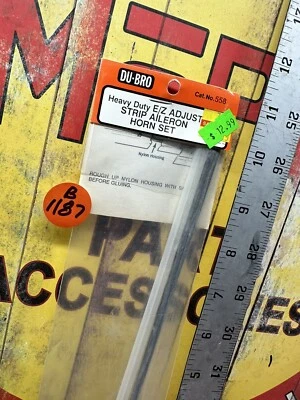 DuBro 558 Heavy Duty E/Z Adjust Strip Aileron Horn Set - Image 1 of 4