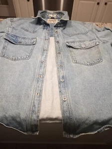 VINTAGE 1990s LEVIS BLUE Wash Denim Pocket Jacket/ Size Med - Picture 1 of 23