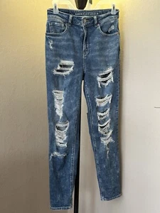 American Eagle Denim Size 2R Mom Jean Distressed stretch - Picture 1 of 10