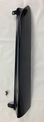 02-09 GMC Envoy XL puerta trasera ventana esquina moldura lado derecho OEM negro Foto 1 de 4