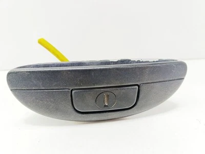 Cerradura exterior portón trasero Renault Scenic I 2000 UST121283 Foto 1 de 4