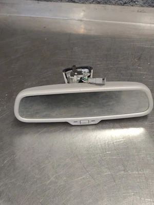 Audi A3 8P A4 B7 Q7 Electric Automatic Electrochrome Interior Mirror - Image 1 of 4