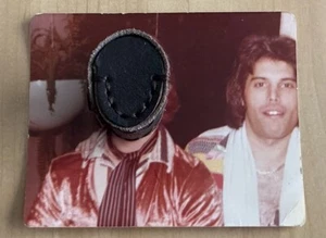Original Amateur Photo-FREDDIE MERCURY & Fan/Read Details - Picture 1 of 5