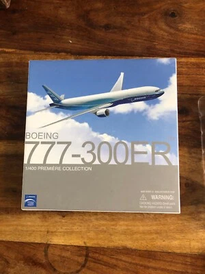 Boeing 777-300ER Dragone 1:400 - Immagine 1 di 4