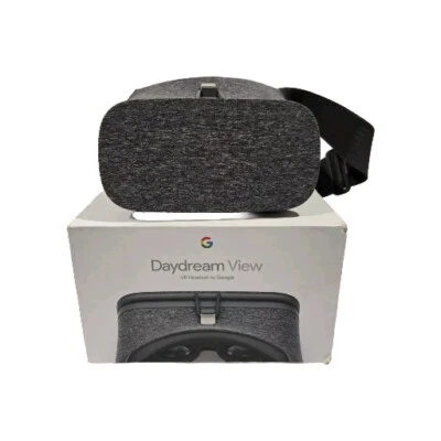 USED Google Daydream View VR Headset - Slate - Excellent Condition With Remote - Image 1 of 3