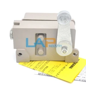 1PCS NEW FOR YASKAWA Limit Switch PSKU-200C - Picture 1 of 3