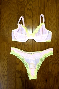 38C L ❤️ Victoria's Secret ❤️ BRA UNLINED DEMI NET LACE❤️ TEASE ❤️ PANTIES THONG - Picture 1 of 10