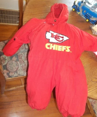 Traje Con Capucha De Colección NFL Niños Touchdown Club Kansas City Chiefs 18 Meses Una Pieza Foto 1 de 4