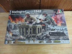 Italeri #6193 WWII Stalingrad "Tractor Plant Assault Diorama Set" Maßstab 1:72 MIB - Bild 1 von 6
