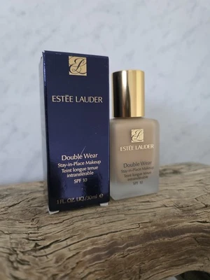 Estée Lauder Double Wear Stay-in-Place Foundation 1W1 Bone 30mls RRP £43 Estee - Image 1 of 4