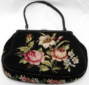 Vintage schöne Damentasche (50 Jahre alt) siehe Foto (sagt alles) - Bild 1 von 2