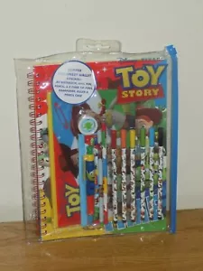 Disney Pixar - Set Portafoglio Cancelleria Toy Story Bumper - NUOVO DI ZECCA - Foto 1 di 1