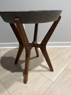 Safavieh Celeste End Table in grey, round concrete top and a natural wood X-base - Image 1 of 4