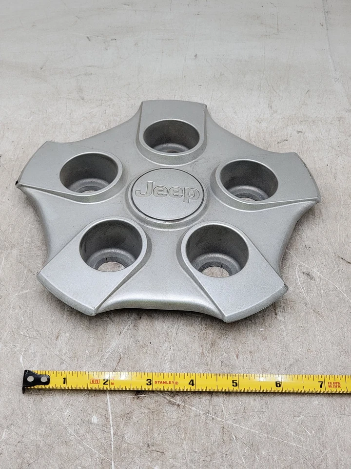 2016 Jeep Patriot Center Wheel Cap For 16in Wheel OEM - Image 1 of 4