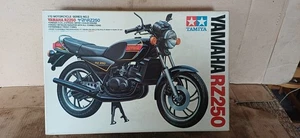 Kit Original Japonés Yamaha RZ250 Escala 1/12 Tamiya 1402 Leer Descripción Envío y devolución gratuitos - Imagen 1 de 16