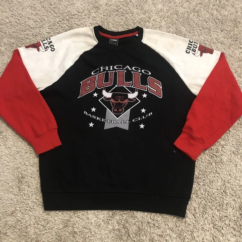 Chicago Bulls Y2K Sweater Adult Large Black Pullover Cotton Sweatshirt Mens B2 Cover