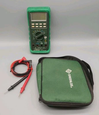 Multímetro digital Greenlee DM-820 AC/DC CAP con cables y estuche verdadero RMS DMM probado Foto 1 de 4