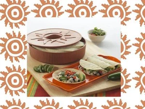 NORDICWARE Microwave TORTILLA WARMER Pancakes CREPES Waffles BREAD Tacos *NEW - Picture 1 of 1