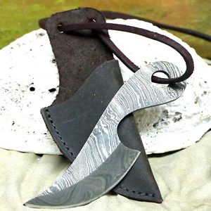 uriges neck knife Halsmesser Damaststahl 256 Lagen Mittelalter Handgeschmiedet  - Bild 1 von 6