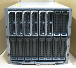 Dell PowerEdge M1000e 16-Bay Chassis 6x M610 Blade Server 12x e5660 192GB Ram - Picture 1 of 3