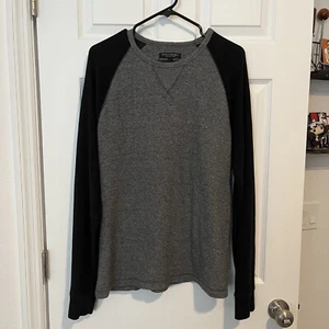 Camisa de béisbol Banana Republic L grande waffle negra gris 55 % Pima manga larga - Imagen 1 de 8