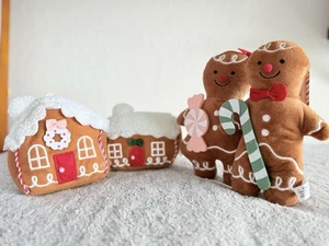 Target Bullseye Playground Christmas Gingerbread Plush Plush Set of 4 2025 - Picture 1 of 2